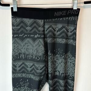 Nike Pro Tights - Women's‎ Medium